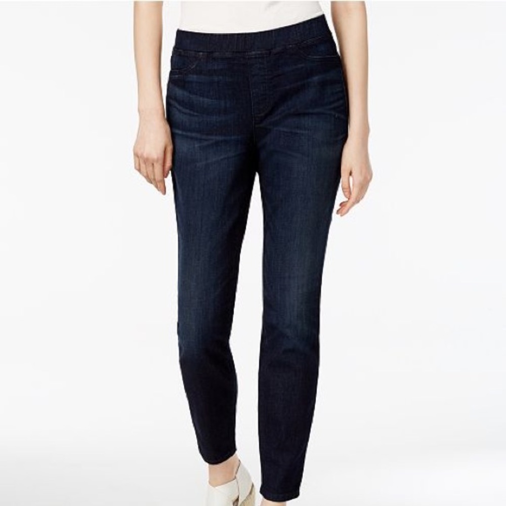 Eileen Fisher pullon dark washed jeggings
